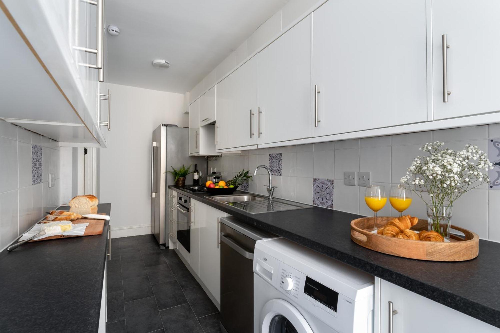 Near Beach, Torquay Heights Modern Apartments, Pet Friendly Camera foto