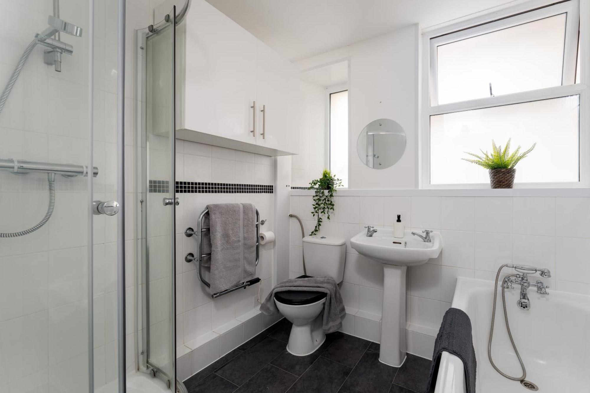 Near Beach, Torquay Heights Modern Apartments, Pet Friendly Camera foto